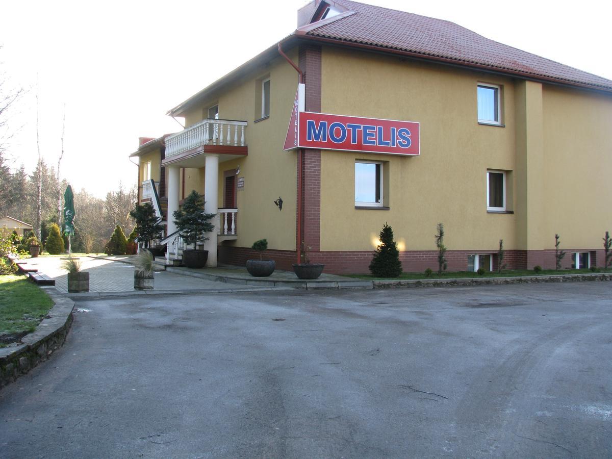 Motel Piligrimo Uzeiga Kadares Esterno foto
